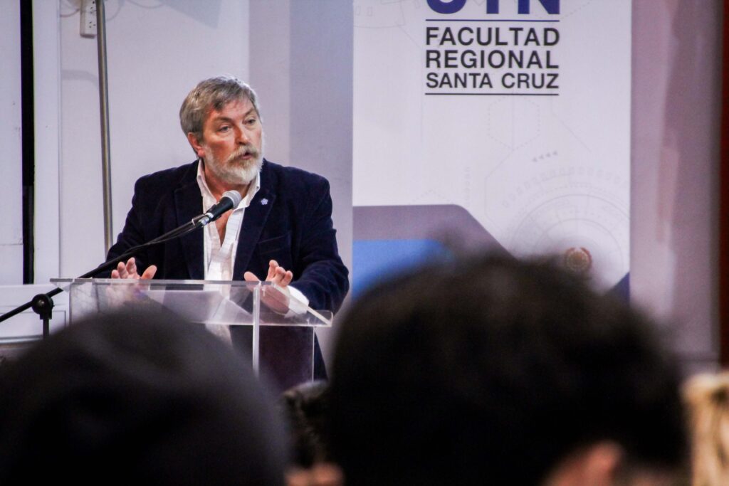 Puig: “Tenemos que cultivar la memoria, vamos a resistir cualquier embate”